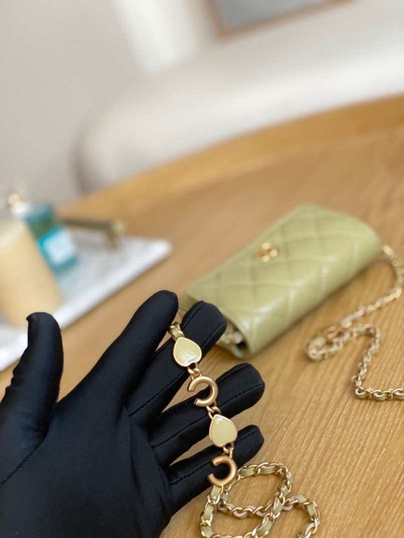 Chanel AP3036 Clutch With Chain lambskin Green