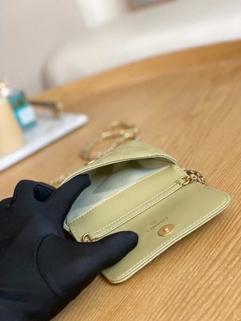 Chanel AP3036 Clutch With Chain lambskin Green - Default Title - View 9