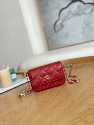 Chanel AP3036 Clutch With Chain lambskin Red - Default Title - View 1