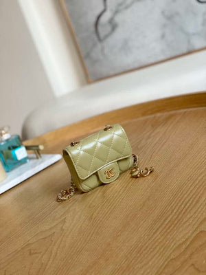 Chanel AP3037 BELT Bag Lambskin Enamel & Gold-Tone Metal Green - Default Title - View 5