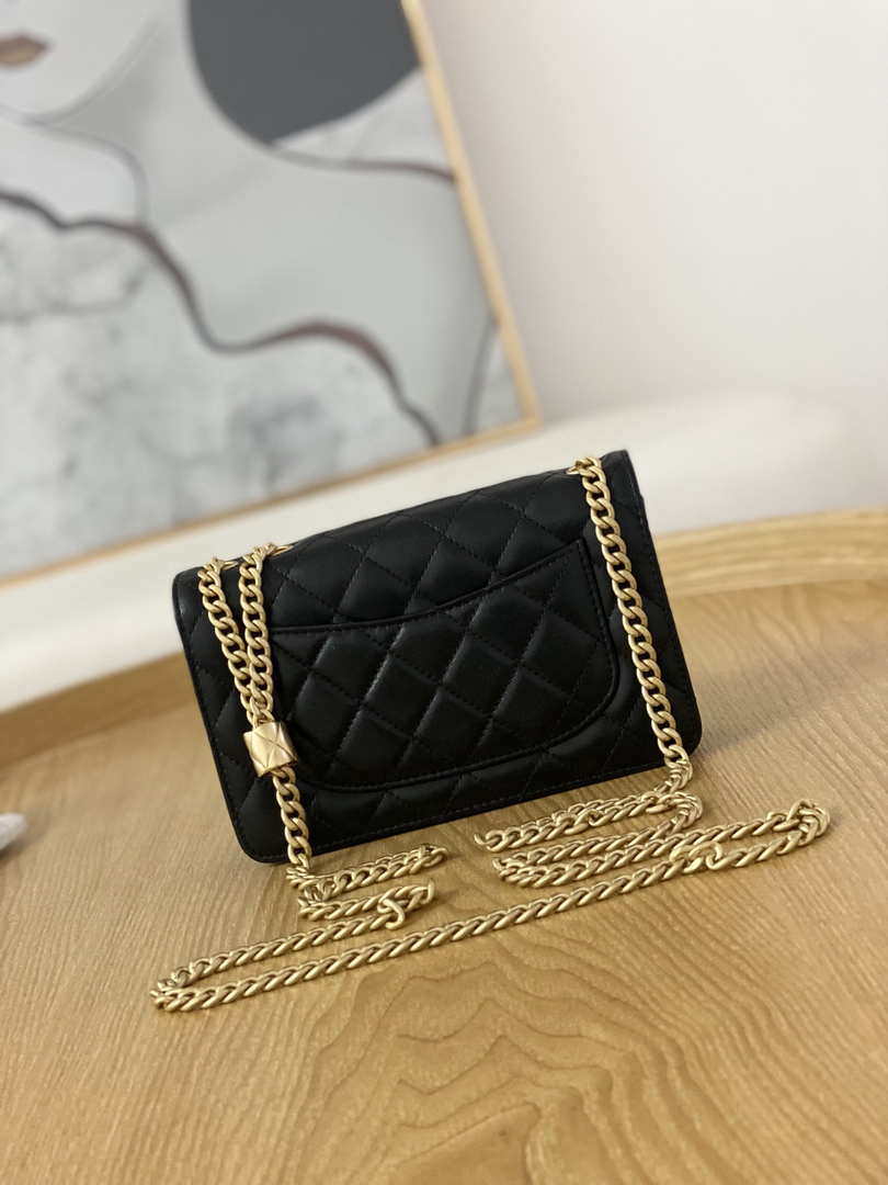 Chanel AP3043 WALLET ON CHAIN Lambskin & Gold-Tone Metal Black