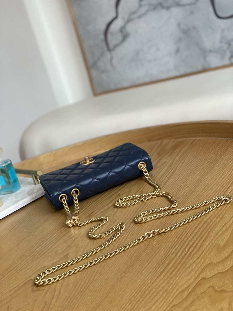 Chanel AP3043 WALLET ON CHAIN Lambskin & Gold-Tone Metal Blue