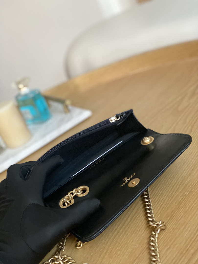 Chanel AP3047 FLAP Phone Holder With Chain Black Lambskin - Default Title - View 9