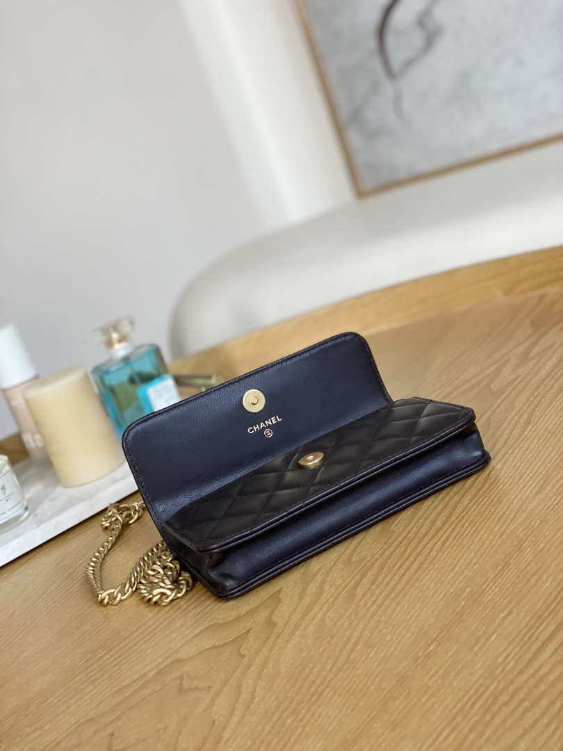 Chanel AP3047 FLAP Phone Holder With Chain Dark brown Lambskin - Default Title - View 7
