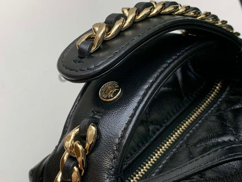 Chanel AP3095 Pouch Lambskin & Gold-Tone Metal Black