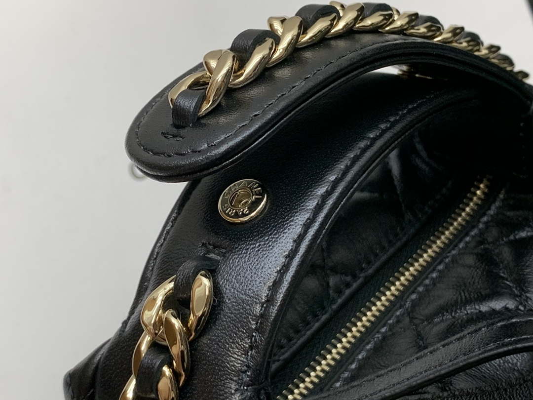 Chanel AP3095 Pouch Lambskin & Gold-Tone Metal Black - Default Title - View 4
