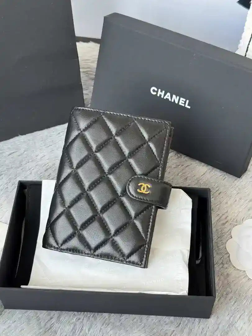 Chanel AP3196 Classic Passport Wallet Hold Lambskin Black