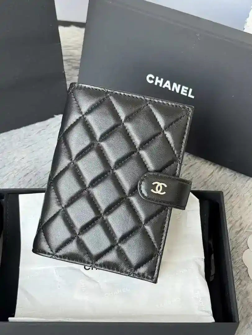Chanel AP3196 Classic Passport Wallet Hold Lambskin Black