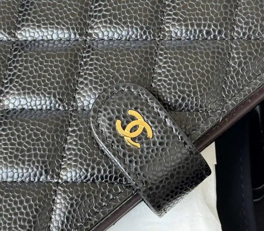 Chanel AP3196 Classic Passport Wallet Hold Rough ball Calfskin Black