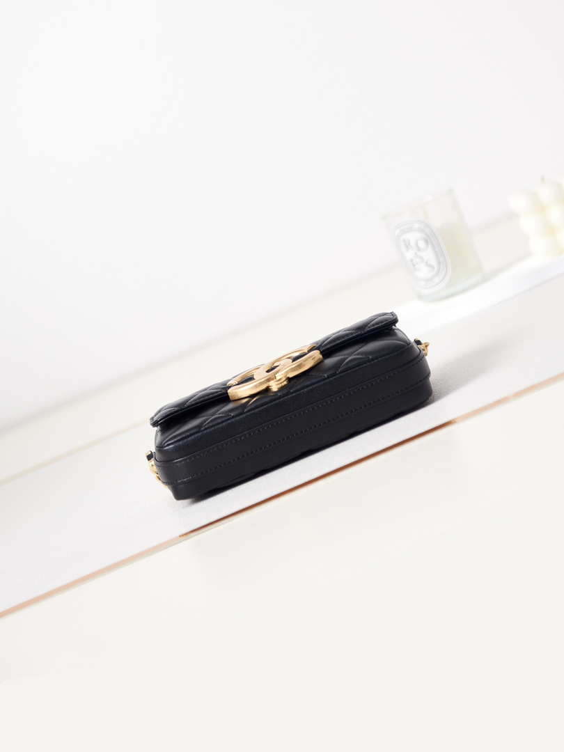 Chanel AP3207 Phone Holder With Chain shiny Lambskin & Gold-Tone Metal black