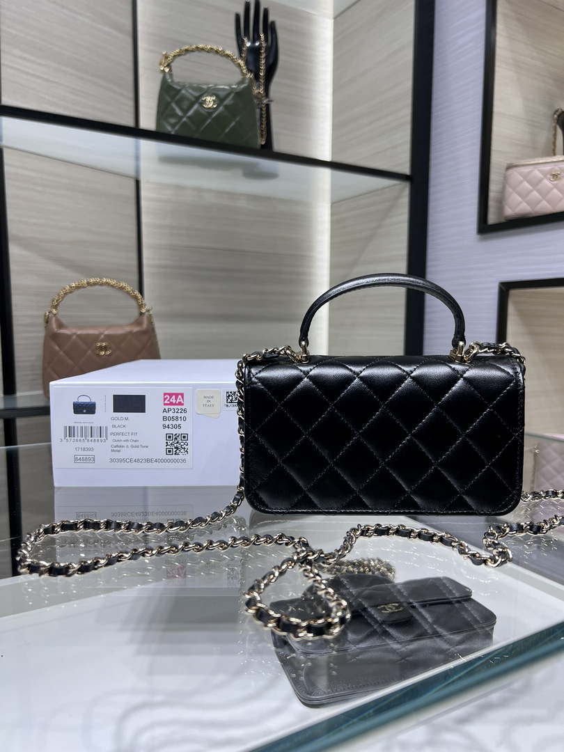 Chanel AP3226 Phone Holder with Chain Lambskin & Gold-Tone Metal Black