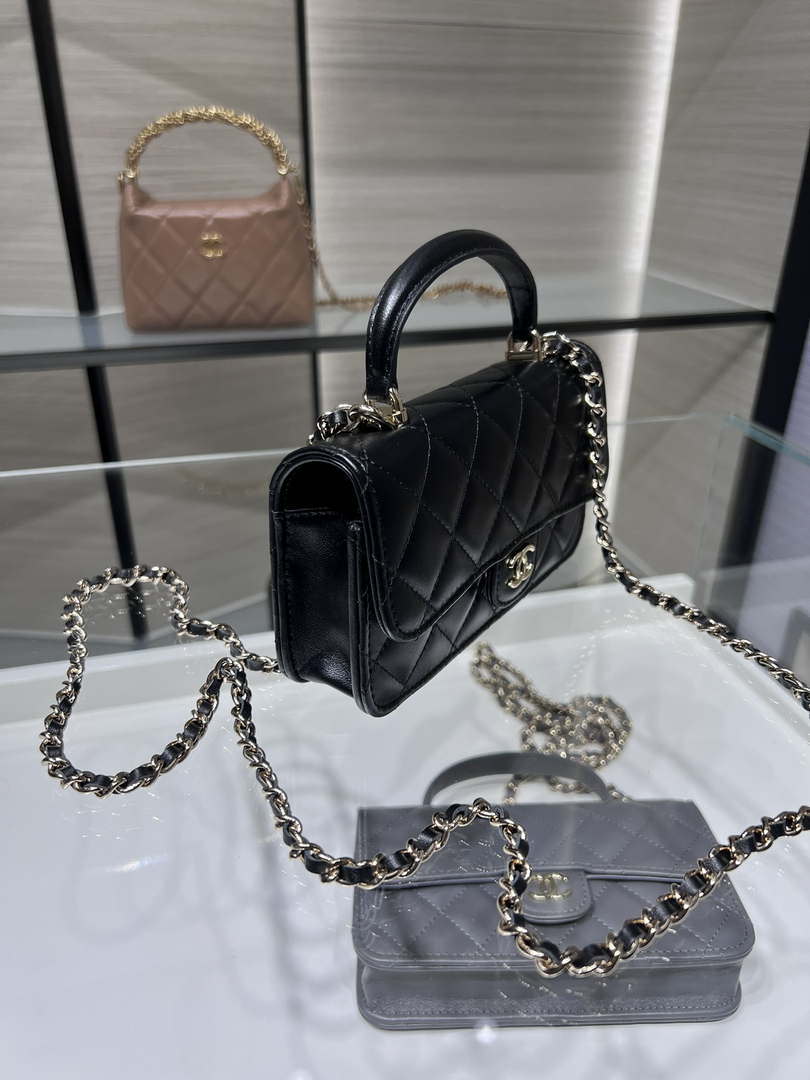 Chanel AP3226 Phone Holder with Chain Lambskin & Gold-Tone Metal Black