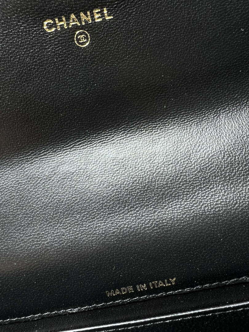 Chanel AP3226 Phone Holder with Chain Lambskin & Gold-Tone Metal Black