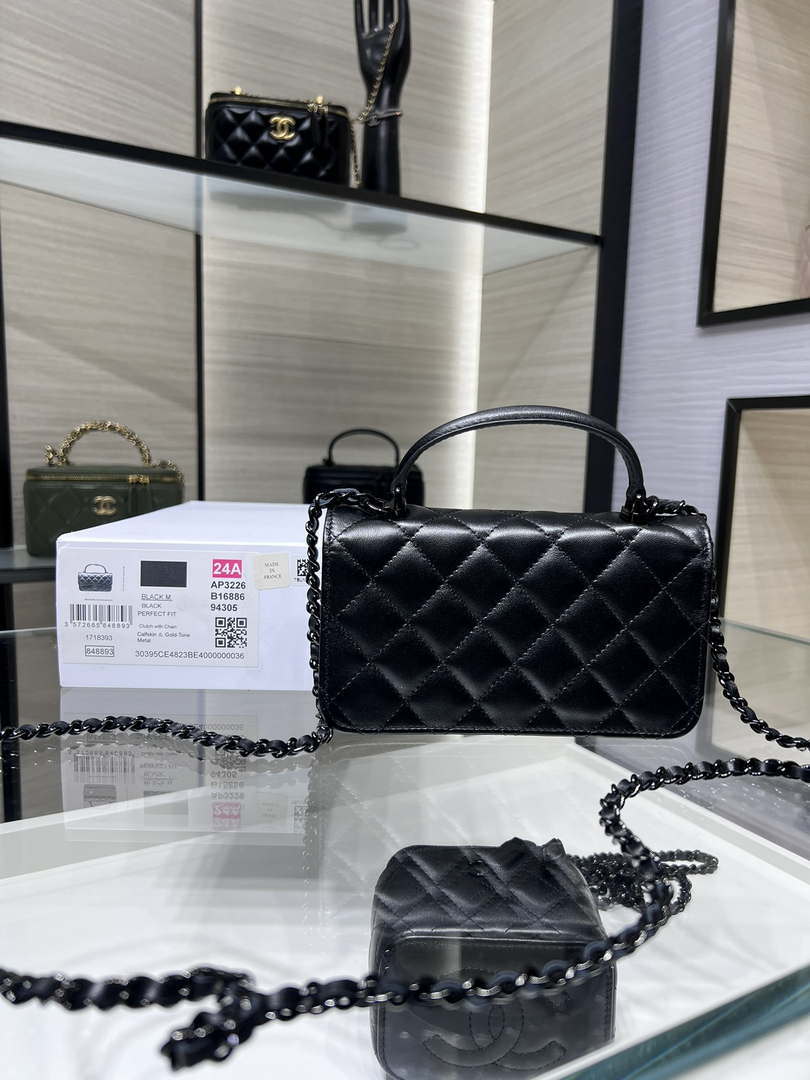 Chanel AP3226 Phone Holder with Chain Lambskin & Black-Tone Metal Black