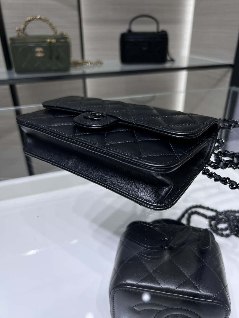 Chanel AP3226 Phone Holder with Chain Lambskin & Black-Tone Metal Black - Default Title - View 4