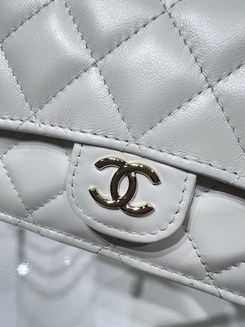 Chanel AP3226 Phone Holder with Chain Lambskin & Gold-Tone Metal White - Default Title - View 5