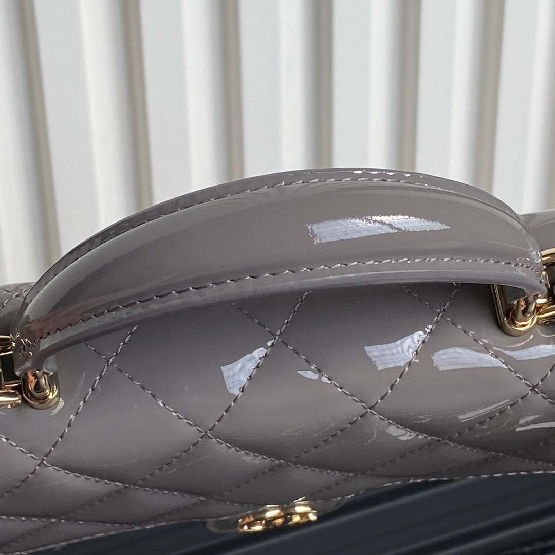 Chanel AP3226 Phone Holder with Chain Patent Calfskin & Gold-Tone Metal Gray