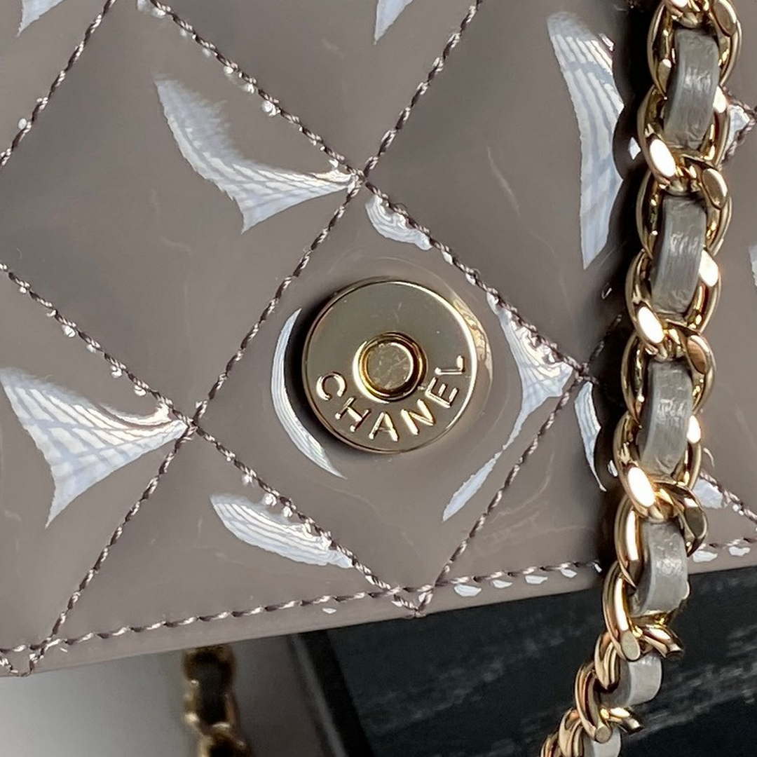 Chanel AP3226 Phone Holder with Chain Patent Calfskin & Gold-Tone Metal Gray