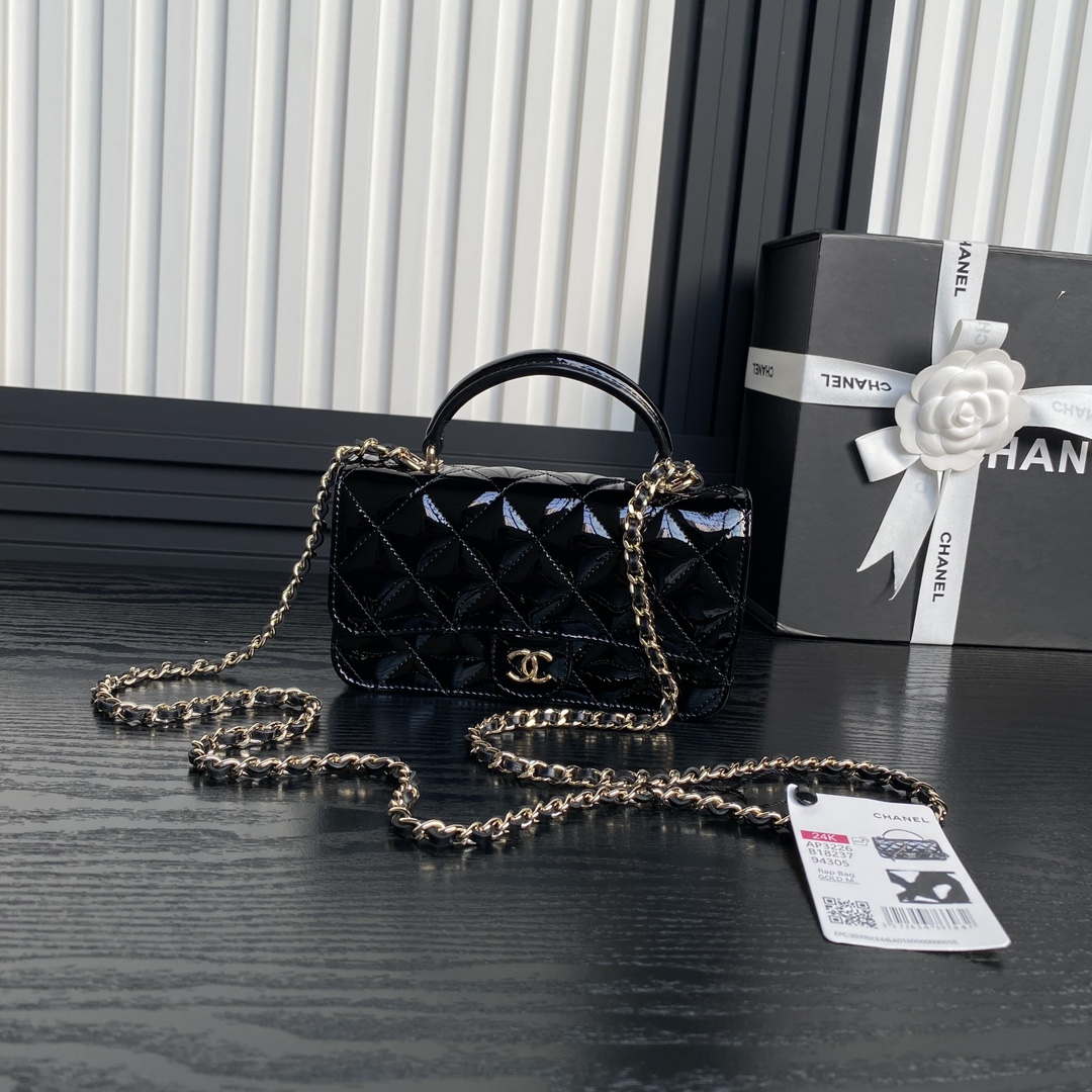 Chanel AP3226 Phone Holder with Chain Patent Calfskin & Gold-Tone Metal Black - Default Title - View 1