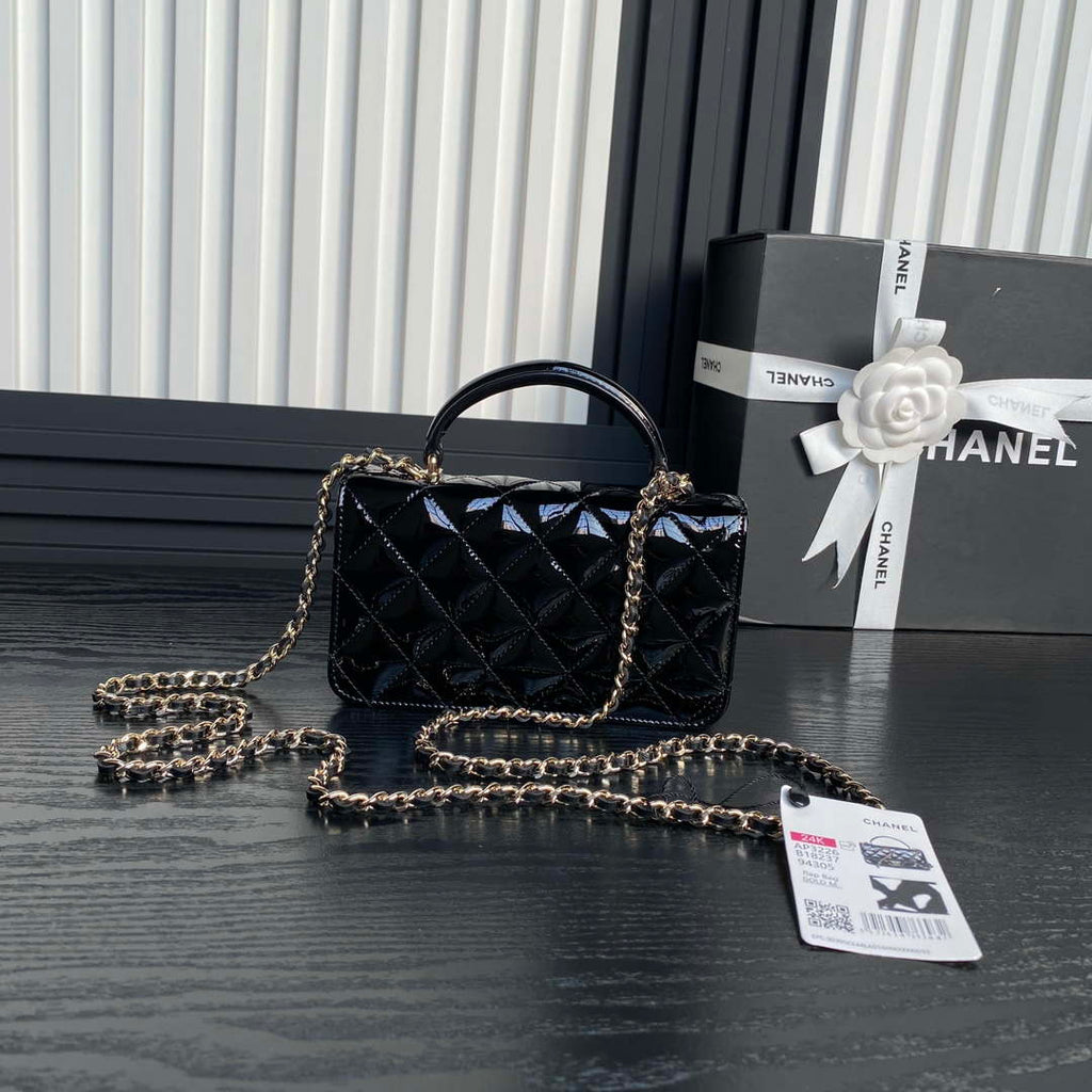 Chanel AP3226 Phone Holder with Chain Patent Calfskin & Gold-Tone Metal Black