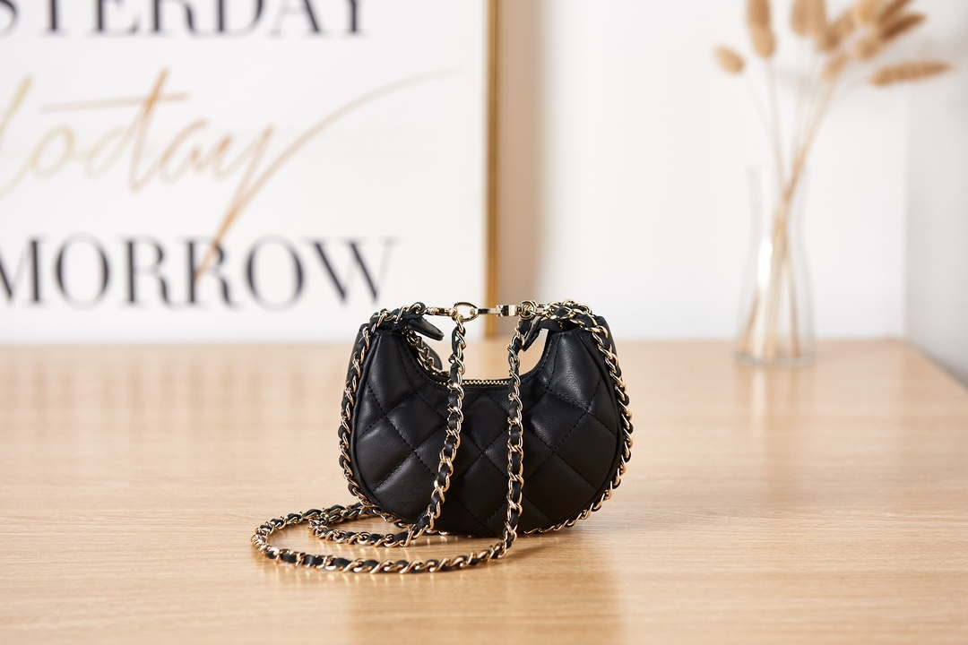 Chanel AP3232 Clutch With Chain Lambskin & Shiny Light Gold Metal Black - Default Title - View 3