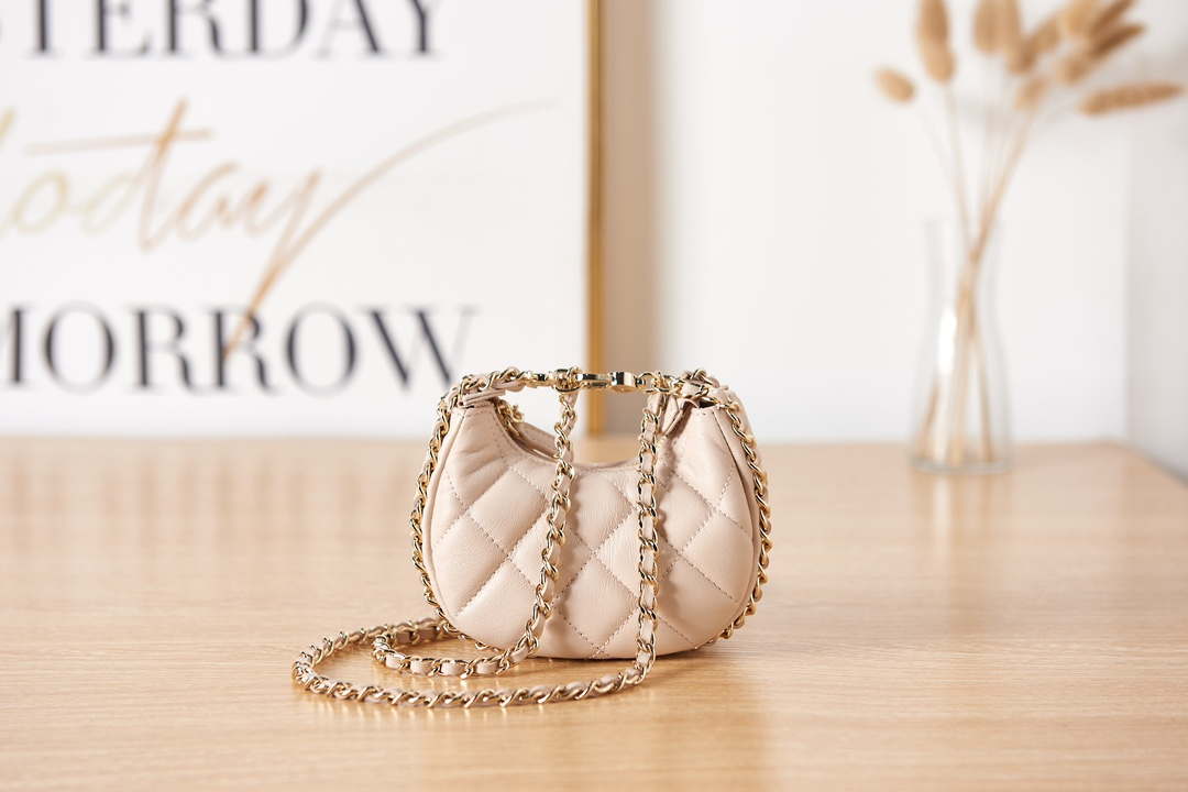 Chanel AP3232 Clutch With Chain Lambskin & Shiny Light Gold Metal Beige - Default Title - View 3