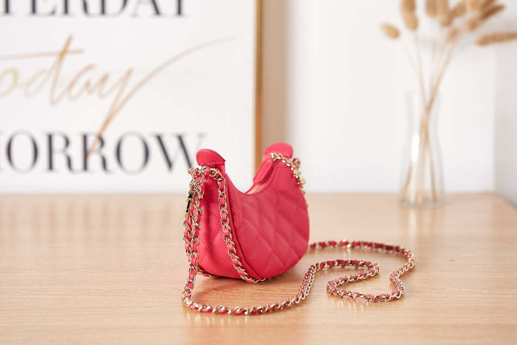 Chanel AP3232 Clutch With Chain Lambskin & Shiny Light Gold Metal Red