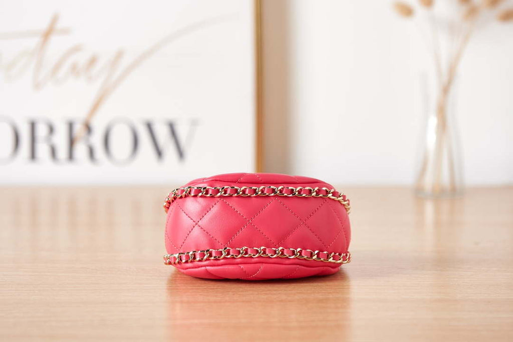 Chanel AP3232 Clutch With Chain Lambskin & Shiny Light Gold Metal Red