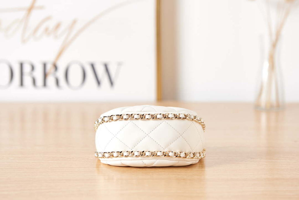 Chanel AP3232 Clutch With Chain Lambskin & Shiny Light Gold Metal White