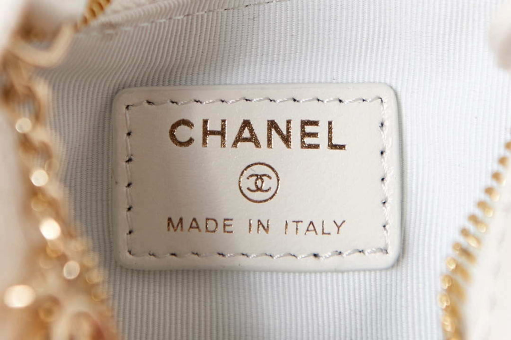 Chanel AP3232 Clutch With Chain Lambskin & Shiny Light Gold Metal White
