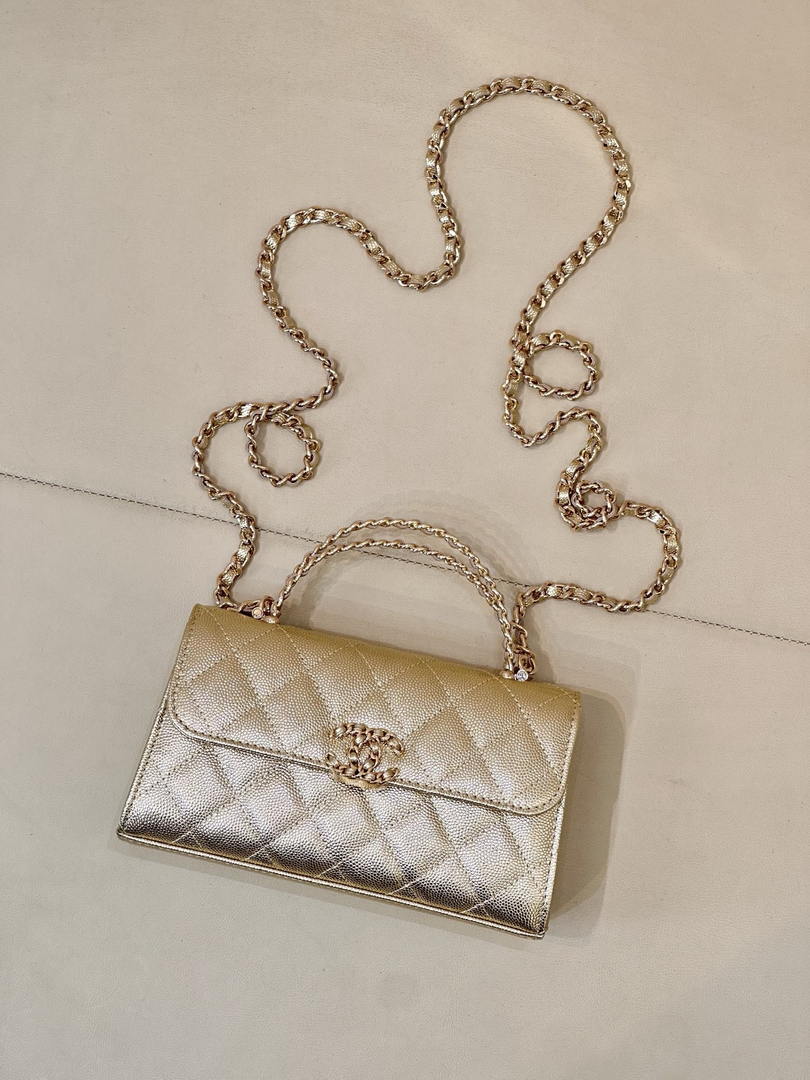 Chanel AP3238 Phone Holder with Chain Grained Shiny Calfskin Gold