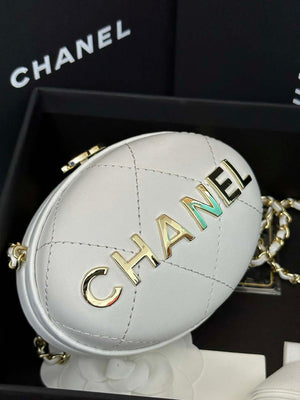 Chanel AP3252 Clutch With Chain Lambskin White - Default Title - View 7
