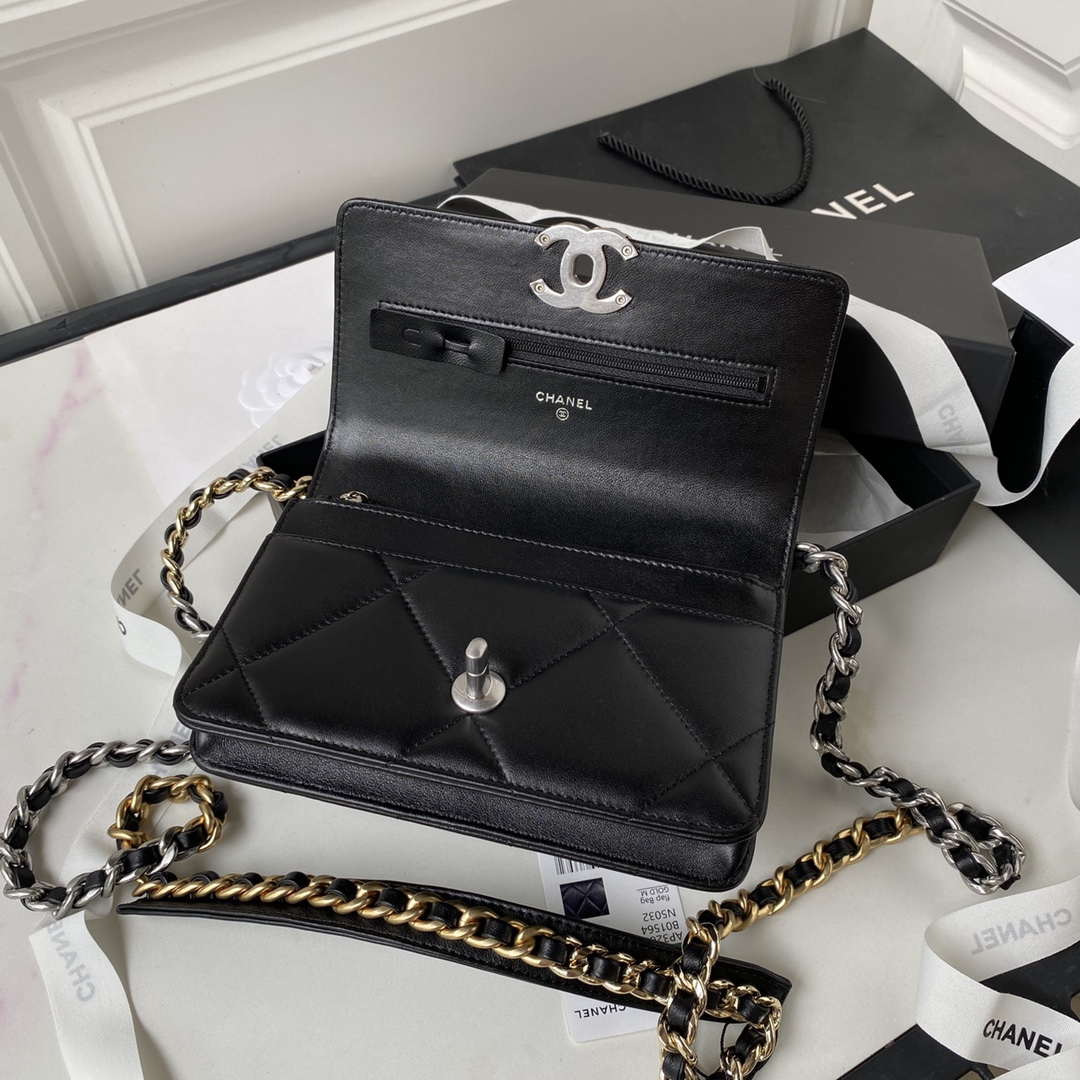 Chanel AP3267 19 Wallet on Chain Woc Shiny Lambskin Black - Silver - View 6