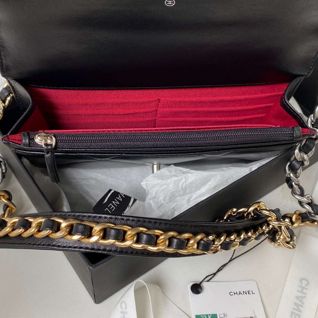 Chanel AP3267 19 Wallet on Chain Woc Shiny Lambskin Black - Silver - View 7