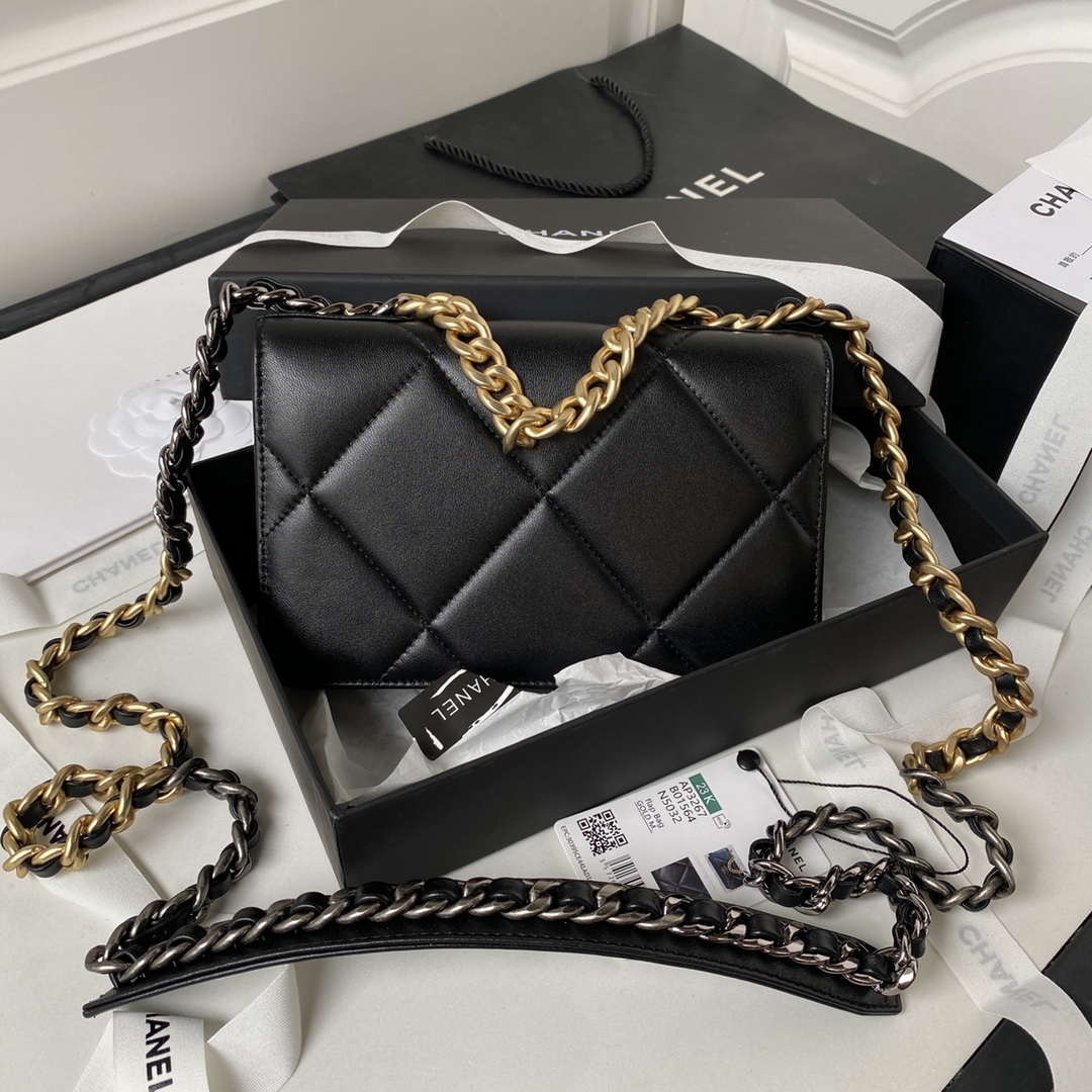 Chanel AP3267 19 Wallet on Chain Woc Shiny Lambskin Black - Silver - View 11