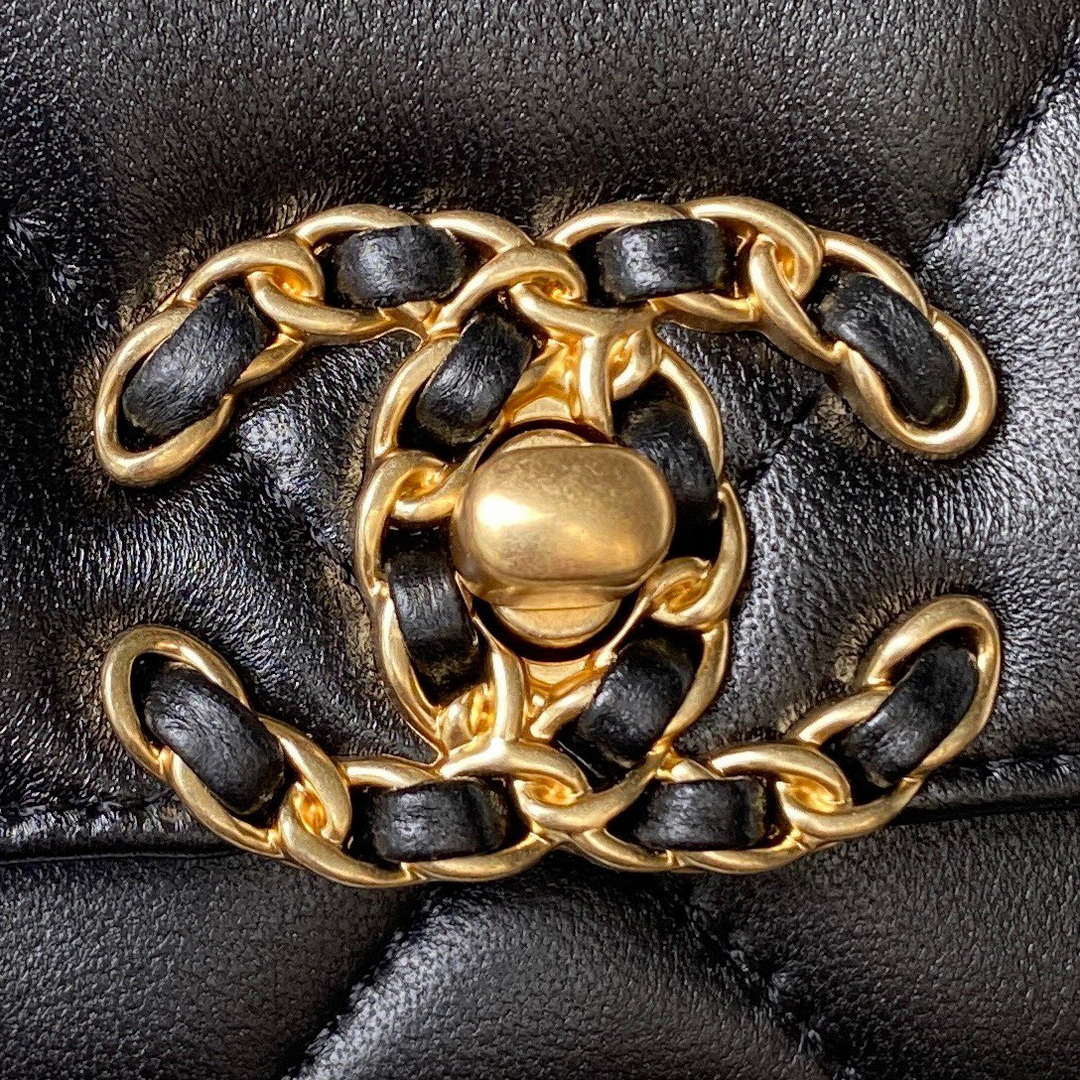 Chanel AP3267 19 Wallet on Chain Woc Shiny Lambskin Black - Silver - View 12