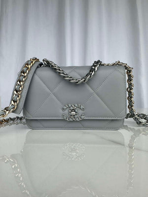 Chanel AP3267 19 Wallet on Chain Woc Shiny Lambskin Gray - Silver - View 1