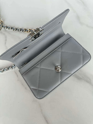 Chanel AP3267 19 Wallet on Chain Woc Shiny Lambskin Gray - Silver - View 5