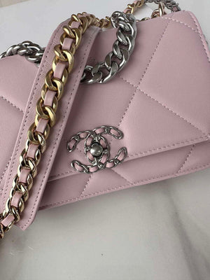 Chanel AP3267 19 Wallet on Chain Woc Shiny Lambskin Pink - Silver - View 11