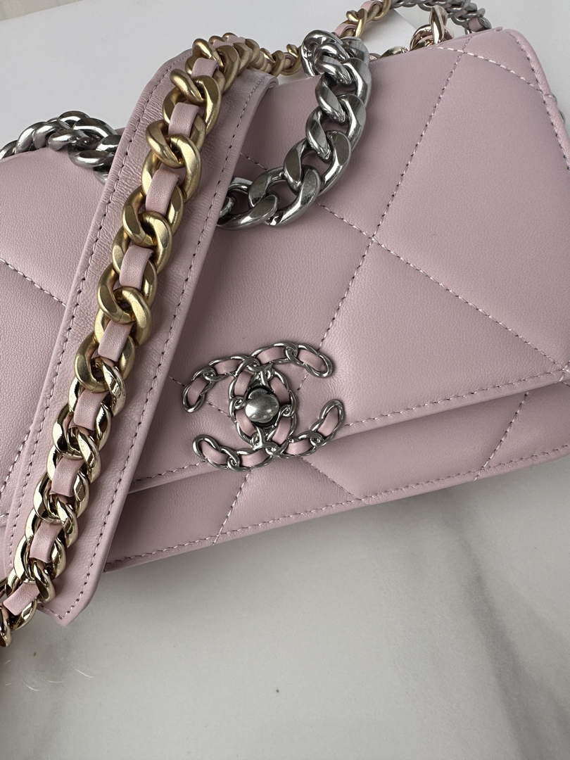 Chanel AP3267 19 Wallet on Chain Woc Shiny Lambskin Pink - Silver - View 11