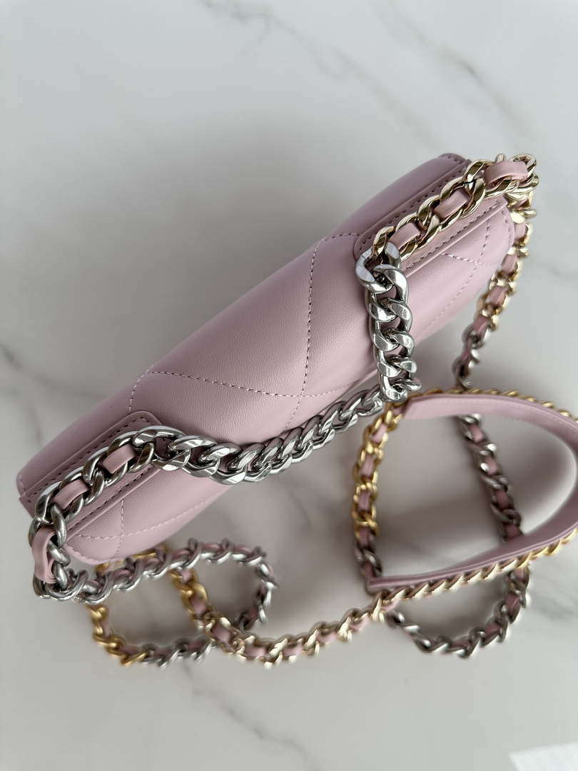 Chanel AP3267 19 Wallet on Chain Woc Shiny Lambskin Pink