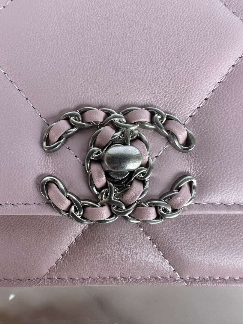 Chanel AP3267 19 Wallet on Chain Woc Shiny Lambskin Pink