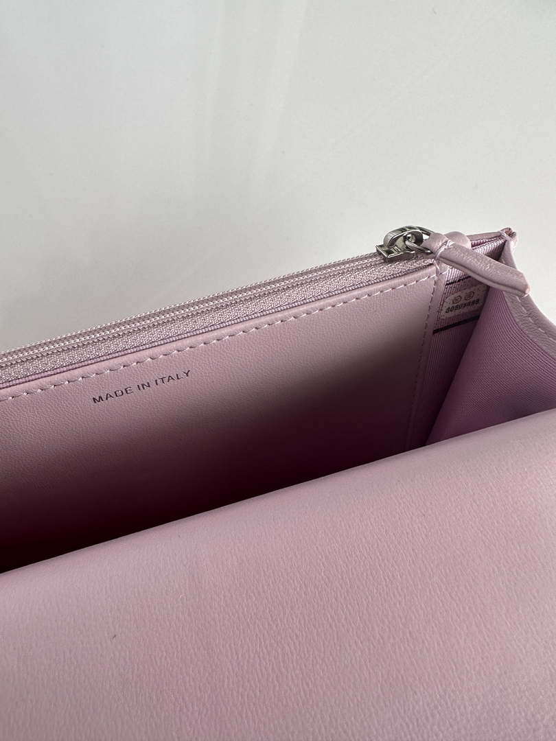Chanel AP3267 19 Wallet on Chain Woc Shiny Lambskin Pink - Silver - View 17
