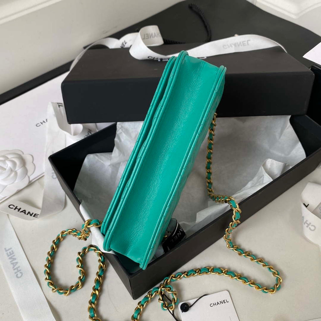 Chanel AP3385 Woc Flap Phone Holder With Chain Lambskin Green Gold
