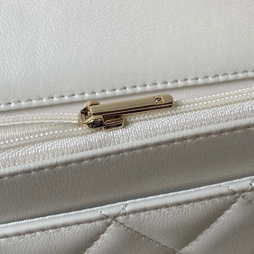 Chanel AP3424 Woc Mini Flap Bag Lambskin White