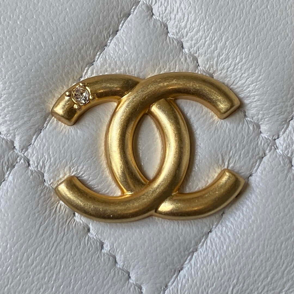 Chanel AP3426 Woc Mini Flap Bag Lambskin 17cm White