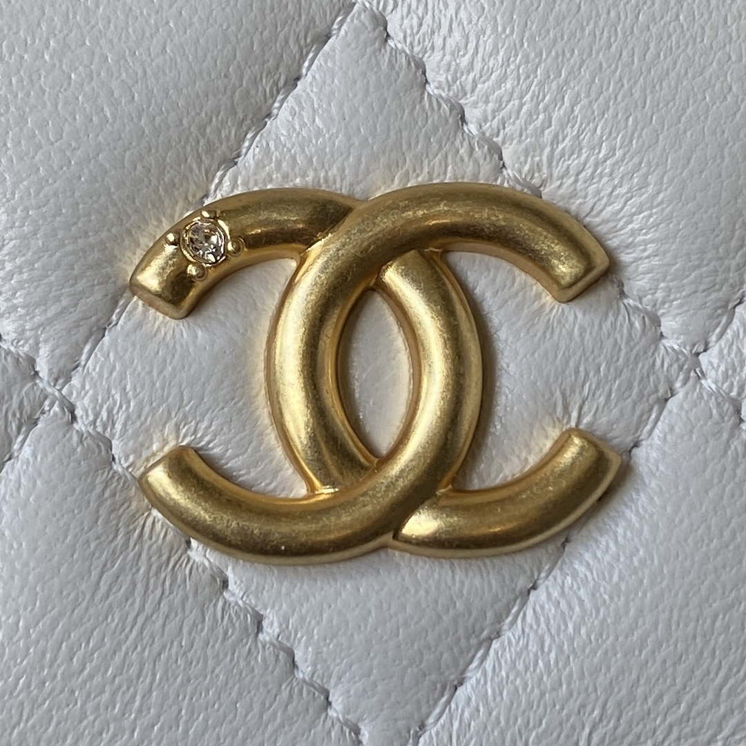 Chanel AP3426 Woc Mini Flap Bag Lambskin 17cm White - Default Title - View 3