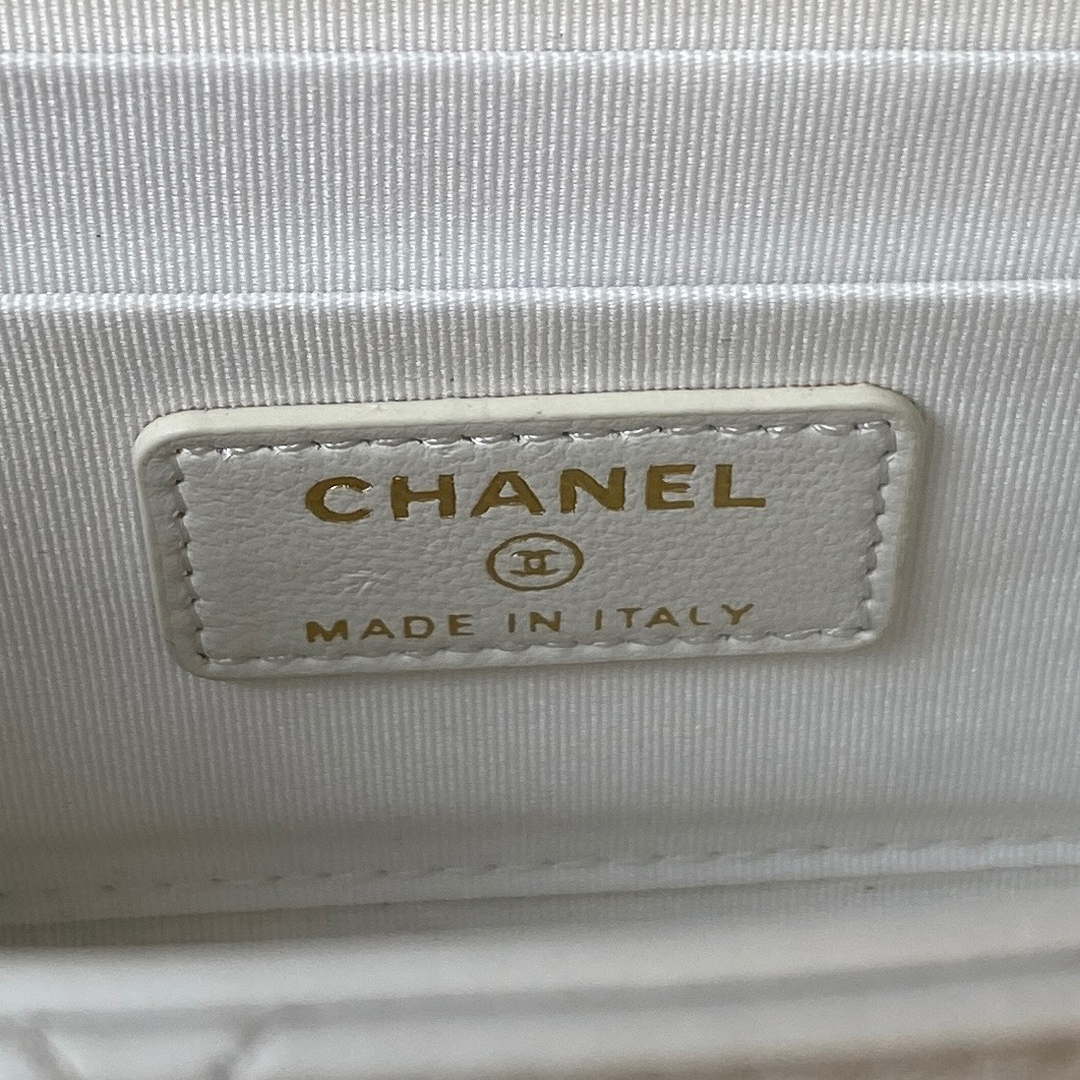 Chanel AP3426 Woc Mini Flap Bag Lambskin 17cm White