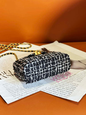 Chanel AP3435 CLUTCH WITH CHAIN Sequin Embroidered Tweed & Gold-Tone Metal Black White & Silver - Default Title - View 5