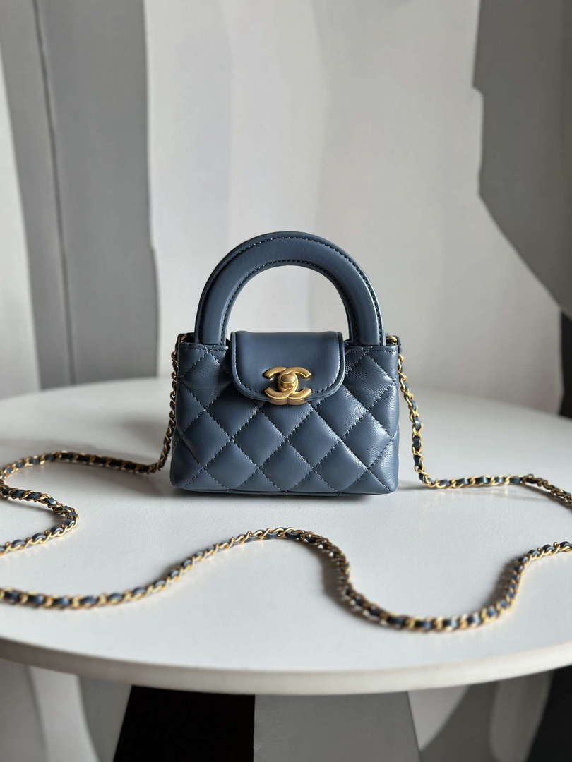 Chanel AP3435 Shiny Aged calfskin & gold-tone metal Navy Blue - Default Title - View 2